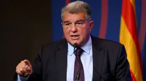 لابورتا يكشف تفاصيل جديدة عن موعد عودة برشلونة إلى ملعب كامب نو بعد اقتراب انتهاء التصاريح