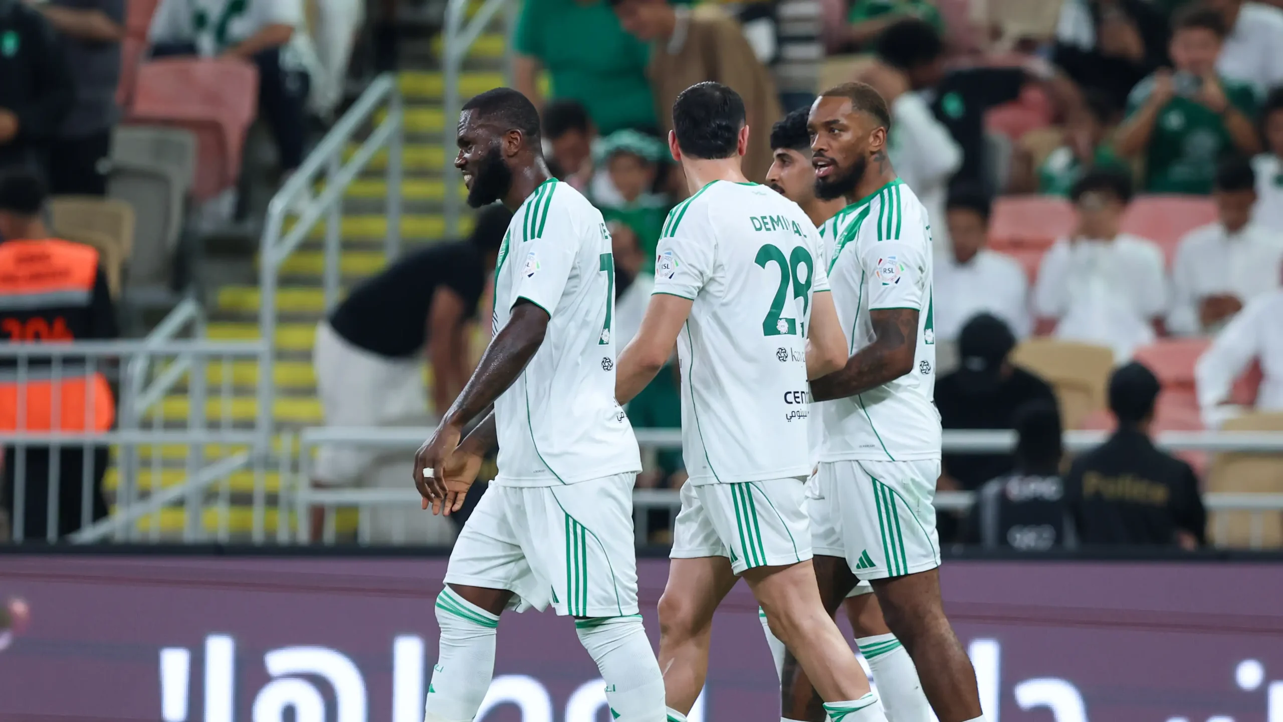 مباريات اليوم الخميس 23 اكتوبر 2025 والقنوات الناقلة