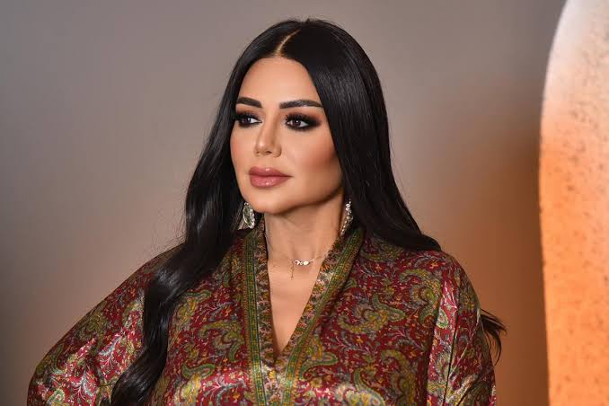 الفنانة رانيا يوسف