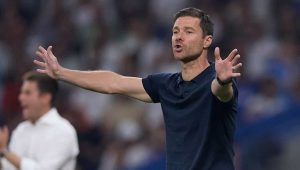 تشابي ألونسو يدخل تاريخ ريال مدريد بعد فوزه الأول في الكلاسيكو