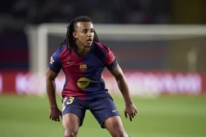 كوندي يعود لتدريبات برشلونة استعداداً للكلاسيكو أمام ريال مدريد