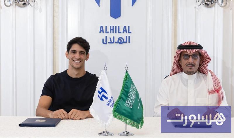 تمديد عقد ياسين بونو مع الهلال