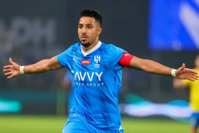 اصابة سالم الدوسري الهلال السعودي