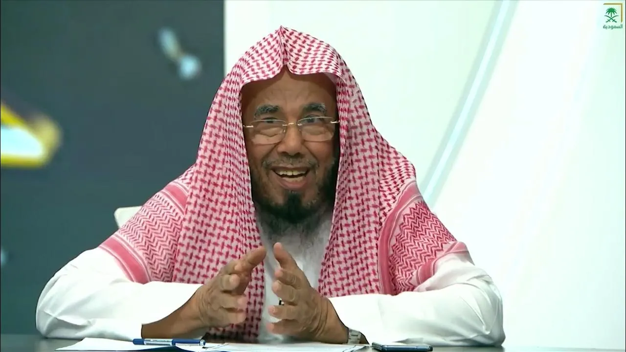 الشيخ المطلق يحذر من الانسياق وراء بريق المشاهير الزائف ويؤكد قيمة تقدير النعم الشيخ المطلق يحذر من الانسياق وراء بريق المشاهير الزائف