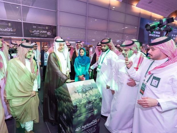 وزير البيئة يفتتح المعرض الزراعي السعودي 2025