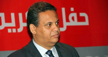الدكتور أحمد سعيد رئيس اللجنة المشرفة