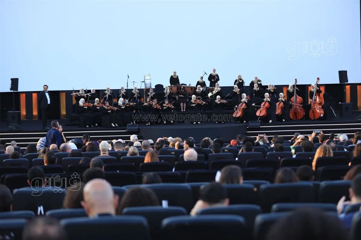 أوركسترا النور والأمل تضيء مسرح البلازا بحفل موسيقي ضمن فعاليات مهرجان الجونة السينمائي