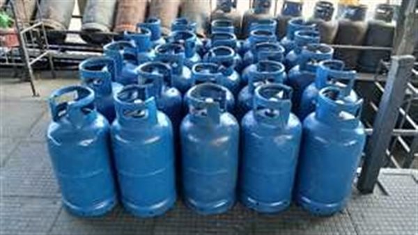 الحكومة ترفع أسعار الوقود وأسطوانة البوتاجاز وتثبتها لعام كامل