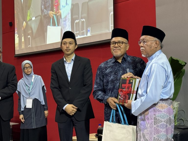 انطلاق المؤتمر الدولي الثاني لتعليم اللغة العربية في ماليزيا