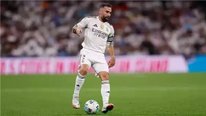 إصابة داني كارفاخال في الكلاسيكو وغياب محتمل عن الملاعب لعدة أسابيع