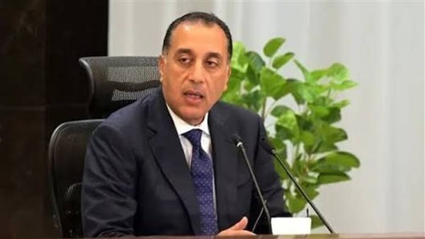 رئيس الوزراء يتابع جهود إزالة التعديات على نهر النيل