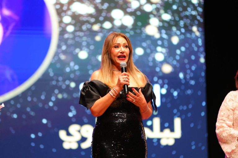 ليلى علوي تتألق في افتتاح مهرجان الإسكندرية السينمائي