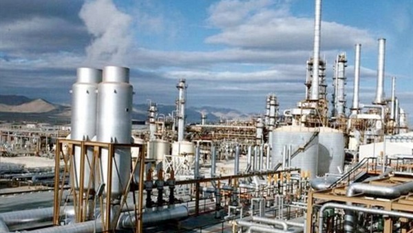 مجمع بتروكيماويات جديد في قناة السويس