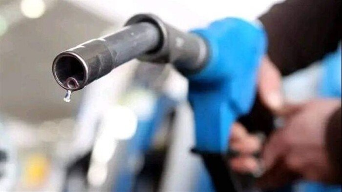 أسعار بنزين 92 تتأرجح اليوم الأحد 4 يناير 2026 في الأسواق المحلية والجديدة