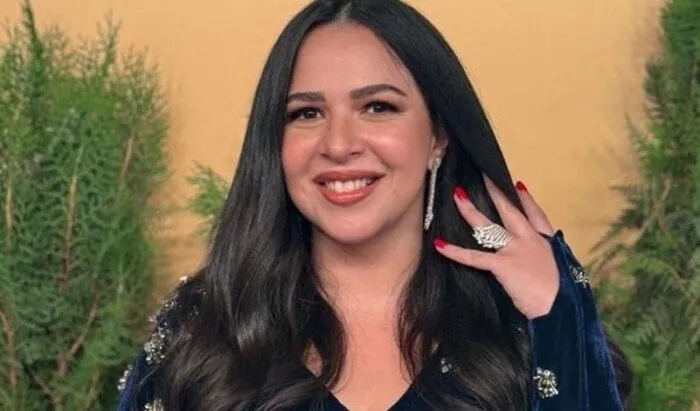 إيمي سمير غانم تكشف عن فقدان شعرها بسبب الاكتئاب وتوضح صعوبة إجراء الحقن التجميلي