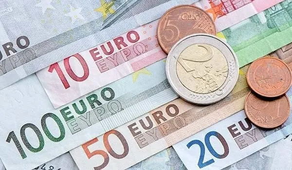 استمرار تحركات سعر اليورو مقابل الجنيه المصري اليوم في 5 يناير 2026