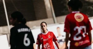 الأهلي يحقق انتصاراً ساحقاً على البنك بأربعة أهداف في دوري الكرة النسائية والطيران ينسحب أمام مودرن