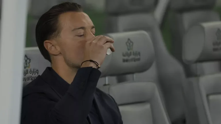 الراقي يعجز عن الوصول إلى شباك نيوم في ختام الشوط الأول المتصاعد