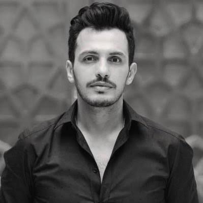 الموزع أحمد إبراهيم يعبّر عن حزنه العميق بعد وفاة والده بكلمات مؤثرة ومؤلمة