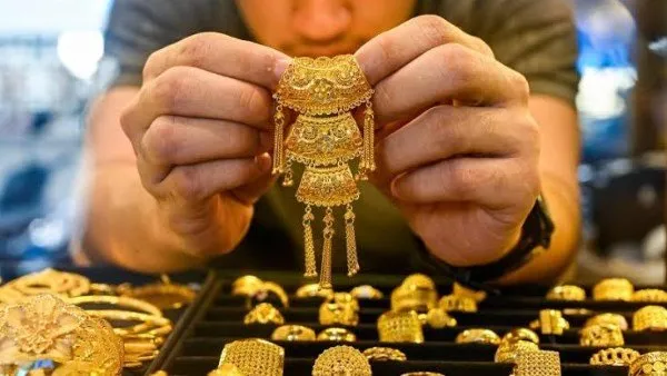 بورصة الذهب تفتح أبوابها صباح اليوم الاثنين 12 يناير 2026 وسعر عيار 21 يثير اهتمام الجميع