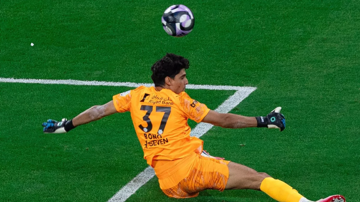 بونو يتحدث بعد خسارة نهائي أمم إفريقيا ويكشف تفاصيل عودته إلى الهلال