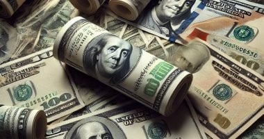 تراجع ملحوظ في سعر الدولار في مستهل تعاملات البنوك صباح يوم الأحد
