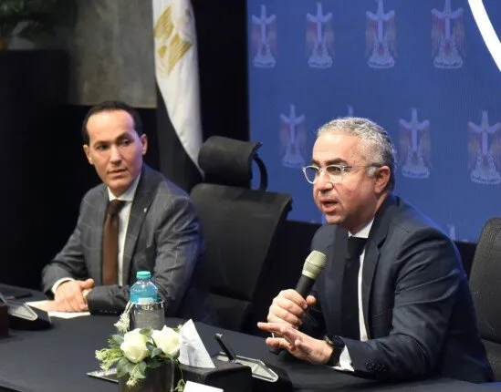 جهود حكومية متكاملة لتحديث السجل التجاري وتعزيز المناخ الاستثماري في البلاد