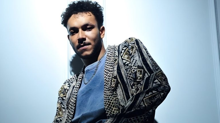 حذف ويجز منشوراته من إنستجرام يعود إلى سر غامض يتعلق بالتوكتوك وتأثيره الكبير