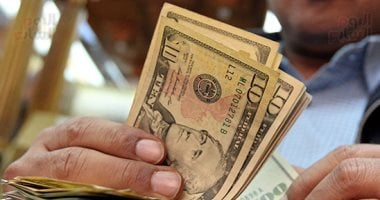 سعر الدولار اليوم مقابل الجنيه المصري في الأهلي وCIB وبنك الإسكندرية يتصدر الأسواق
