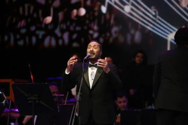 سيد مكاوى يتألق بأعماله الفنية الخالدة ضمن احتفالية «100 سنة غنا» بحضور جماهيري لافت