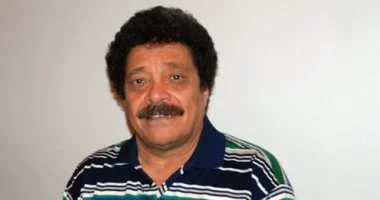 شطّة يهاجم الكاف مطالباً بحماية مصلحة الكرة الأفريقية بدلاً من الانصياع لأندية أوروبا