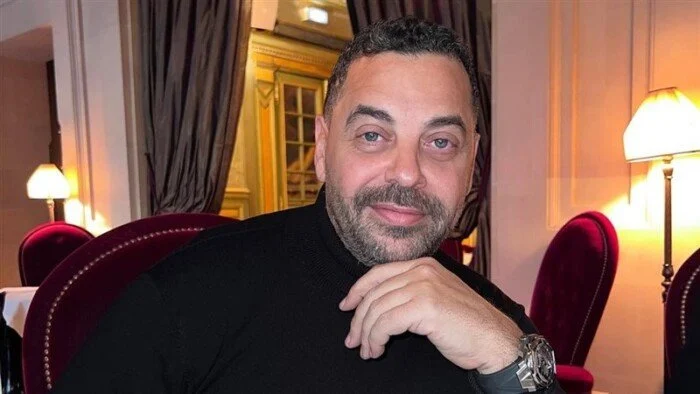 طارق العريان يعبّر عن رغبته الكبيرة في التعاون مع النجم العالمي روبرت دي نيرو