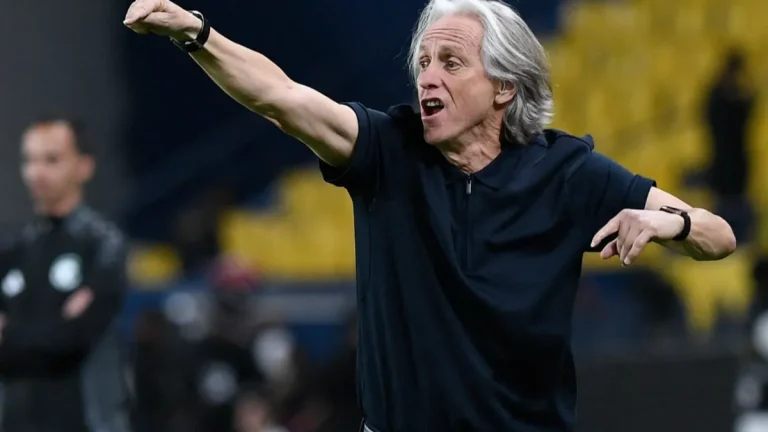 غياب نجم النصر يؤزم موقف خيسوس قبل ديربي الهلال في دوري روشن المنتظر