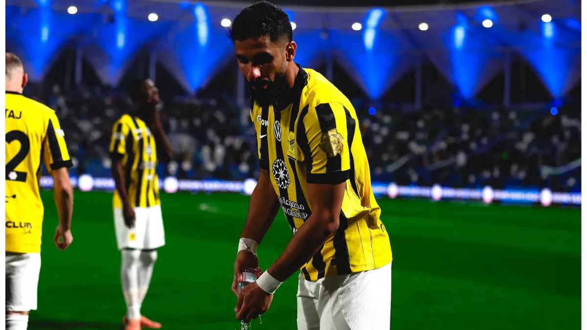 فتح يتمكن من انتزاع تعادل مثير مع الاتحاد في دوري روشن بأسلوب يجسد الانتصار