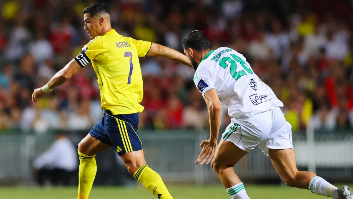 كرستيانو رونالدو يعبّر عن حزنه بعد هزيمة النصر أمام الأهلي في قمة الدوري