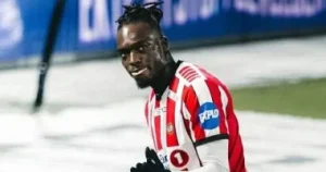 كشفت مصادر متعددة عن اجتياز كامويش الكشف الطبي في القاهرة واستعداده للظهور في الأهلي خلال ساعات