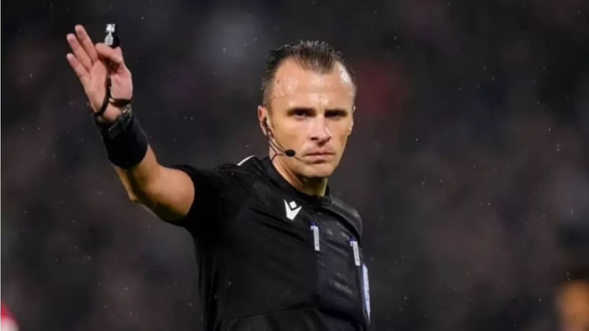 لجنة الحكام تختار “جلاد البطاقات” لقيادة مباراة النصر والأهلي المرتقبة في الكلاسيكو