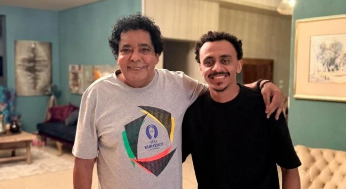 لقاء كزبرة والفنان محمد منير يجذب انتباه الجمهور ويثير تفاعلات واسعة على وسائل التواصل