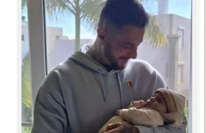 لقطة أحمد الفيشاوي مع رضيع تثير دهشة الجمهور وتطرح تساؤلات حول هويته كأب