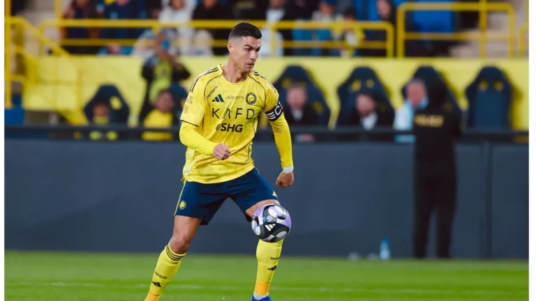 اجتماع مرتقب بين النصر ورونالدو يثير طلبًا عاجلًا للهداف البرتغالي خلال فترة الانتقالات الشتوية