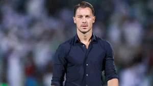 مفاجأة غير متوقعة للاعبي الأهلي تثير التساؤلات قبل مواجهة الهلال في دوري روشن