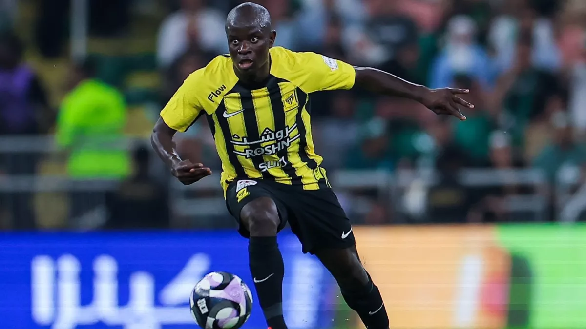 مفاوضات مثيرة تكتسب زخمًا حول صفقة تبادلية مرتقبة بين فنربخشة والاتحاد