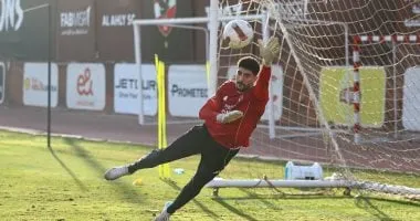 موقف توروب وسيحا يتضح أمام عروض الإسماعيلي والمصري خلال سوق الانتقالات في يناير