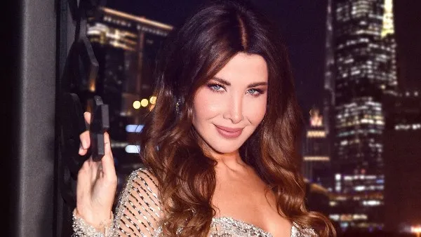 نانسي عجرم تتألق بفستان مميز من إيلي صعب تصل قيمته إلى ربع مليون جنيه