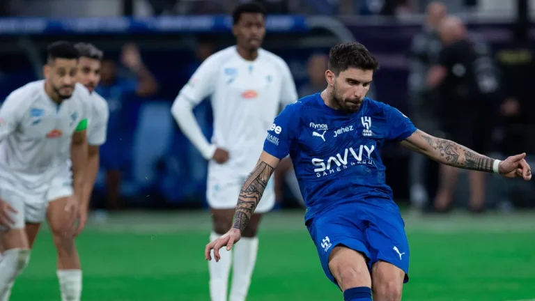 نيفيز يشعل التكهنات مجددًا حول انتقاله المحتمل إلى نادٍ جديد في دوري روشن