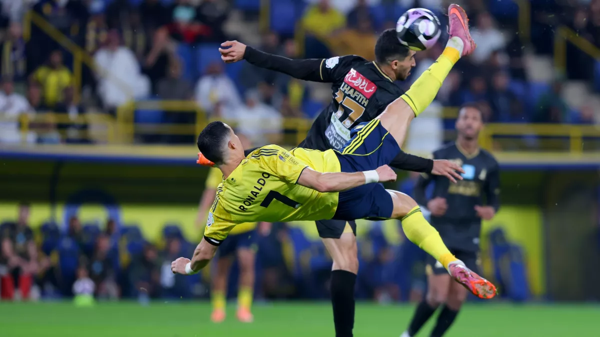 مفاجآت غير متوقعة.. فريق غامض يسعى لإنهاء عقد رونالدو مع النصر بمبلغ 50 مليون يورو